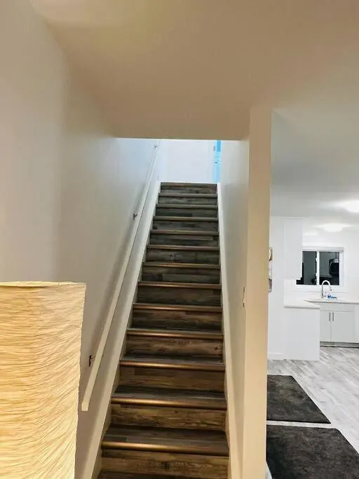 Walking Distance To St Boniface, Easy Parking Villa Winnipeg 0*,